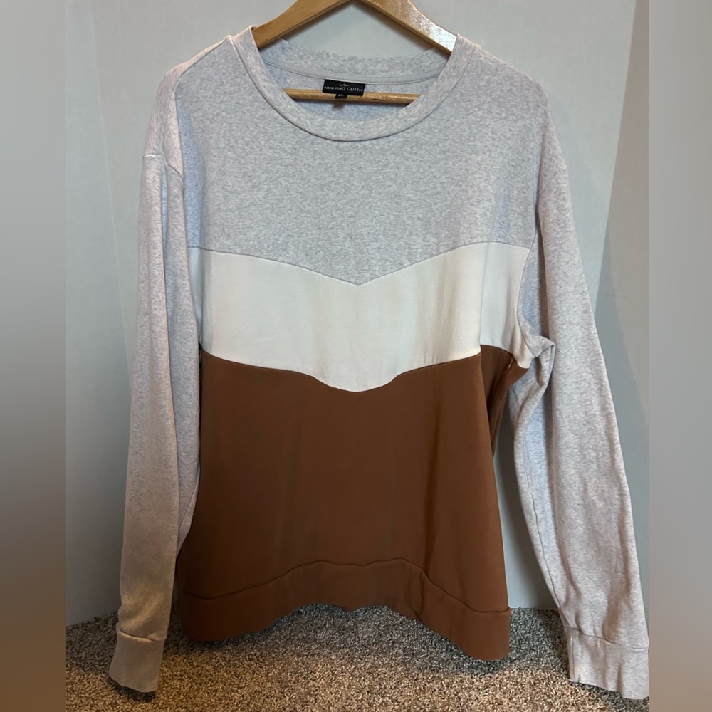 Nursing Queen multi colored Sweatshirt